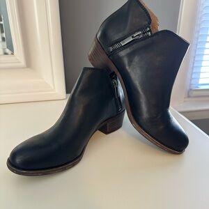 Lucky Brand Black Leather Ankle Boots size 6